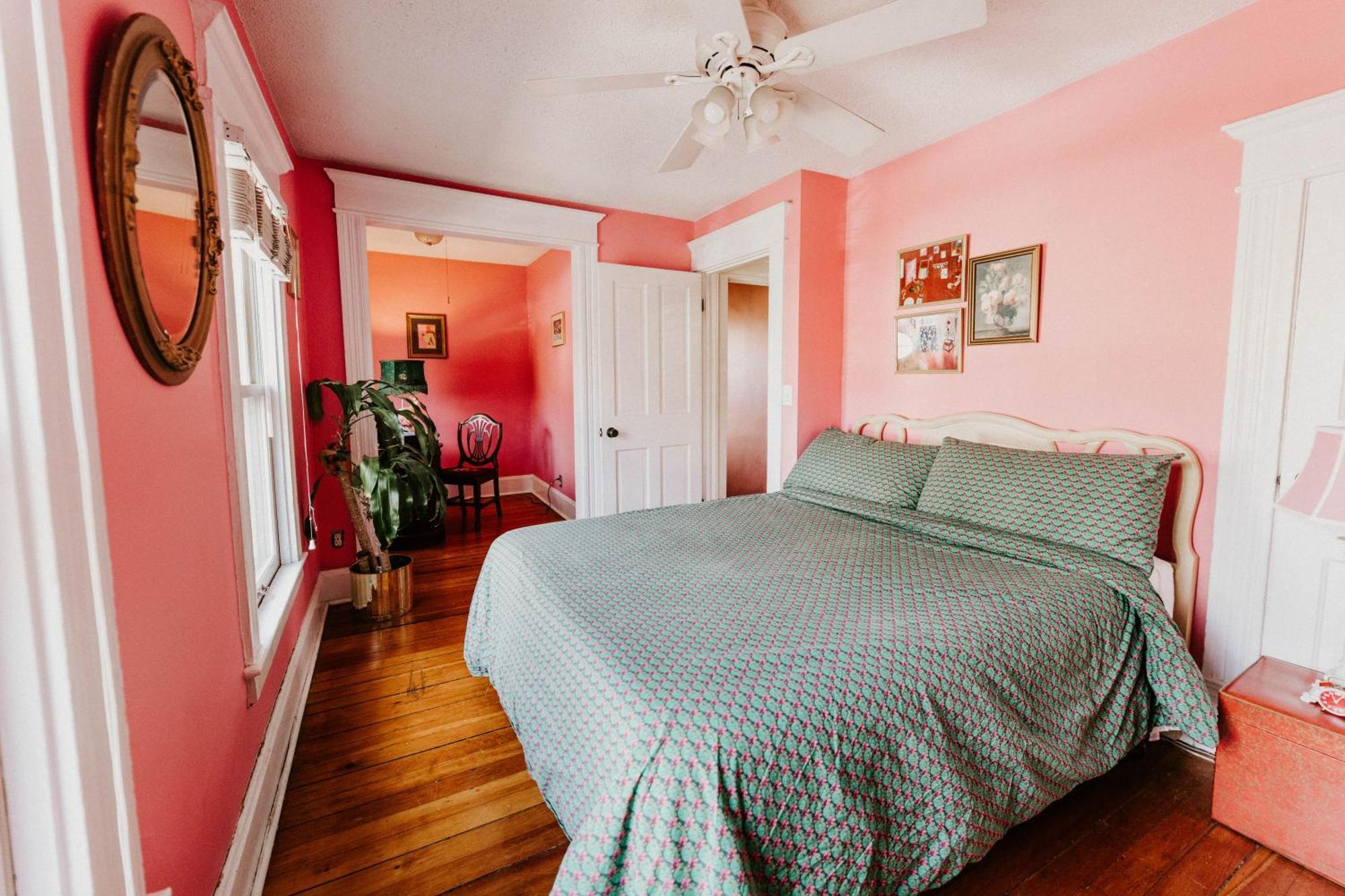 Retro Gem Box Victorian Steps From Irvine Park Apartment Saint Paul Luaran gambar