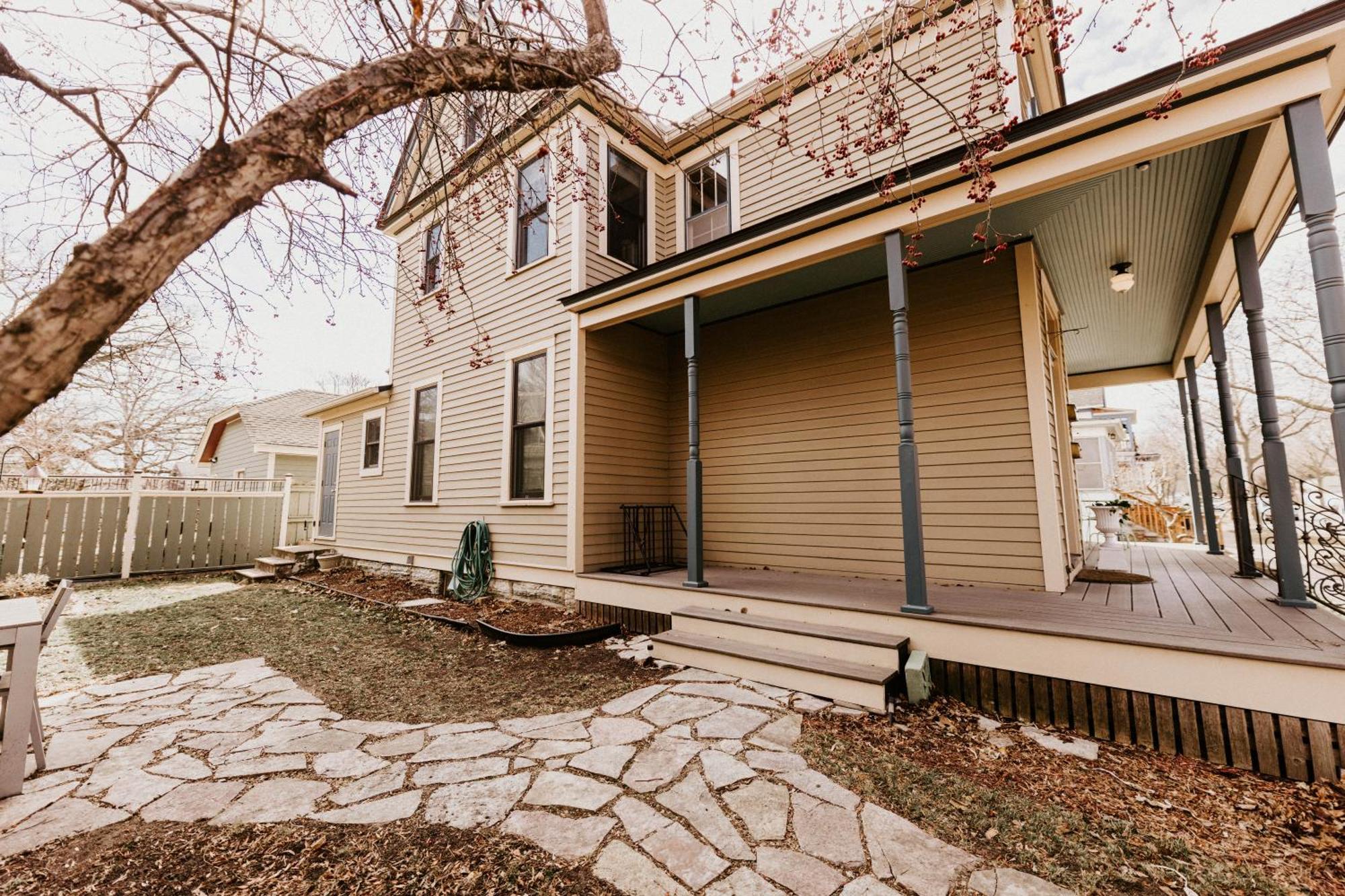Retro Gem Box Victorian Steps From Irvine Park Apartment Saint Paul Luaran gambar